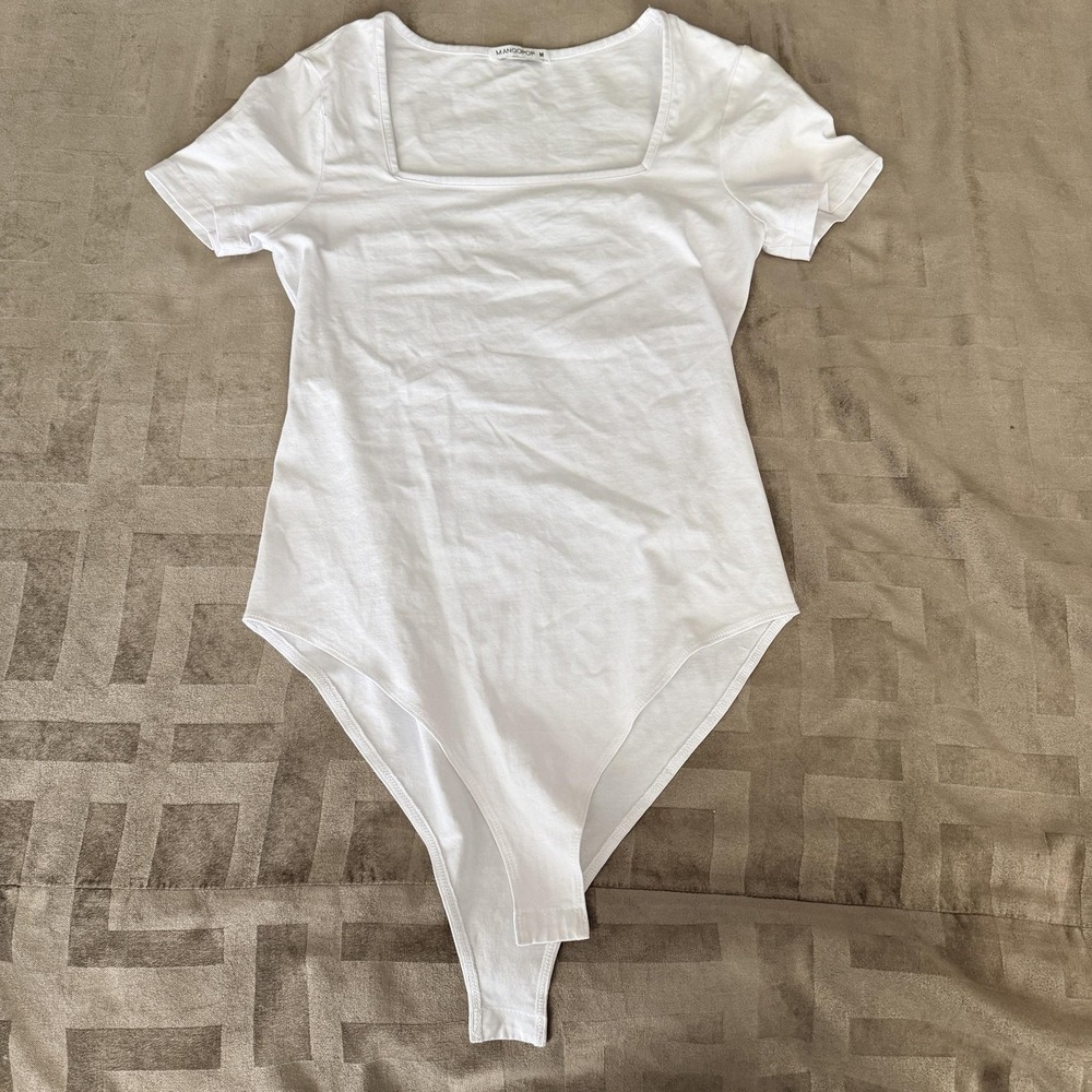 MANGOPOP Bodysuit Womens Medium White Short Sleeve Square Neck Stretchy‎ Basic